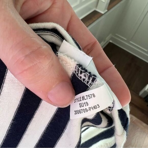 J. Crew Women's Knit Pencil Skirt Navy Blue & White Striped Cotton L7578 SZ 00 - Picture 9 of 13